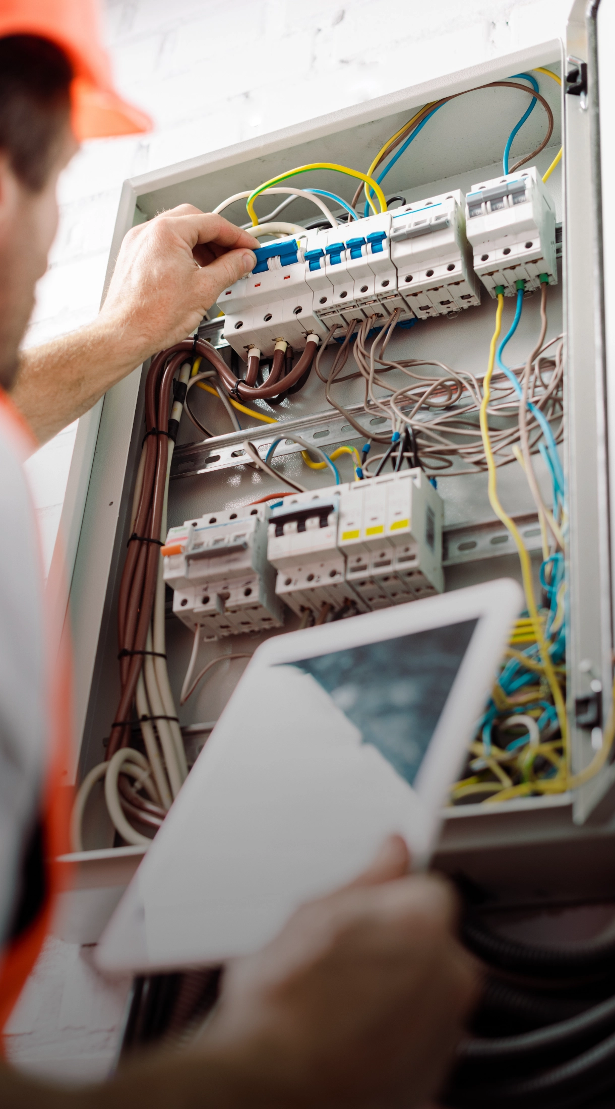 Casa Immobiliar Service - Impianti elettrici